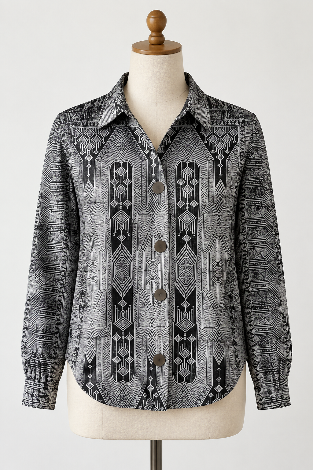 Schwarz-Weiß Damenstrickjacke mit Ethnomuster