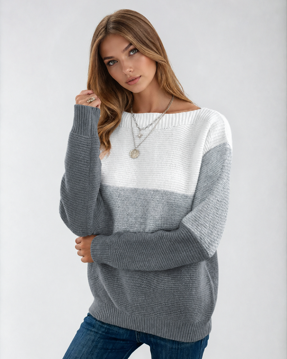 Hellgrauer Strickpullover im Patchwork-Design