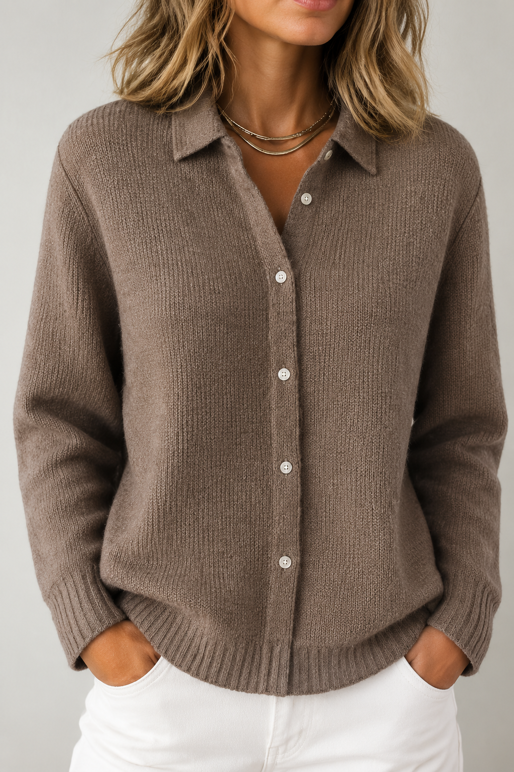 Taupe Eleganz Damenstrickjacke