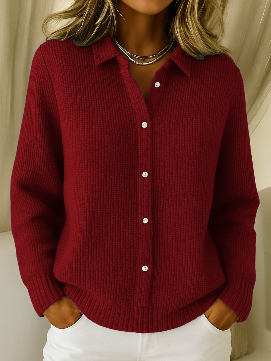 Klassische Damen-Strickjacke mit Knöpfen
