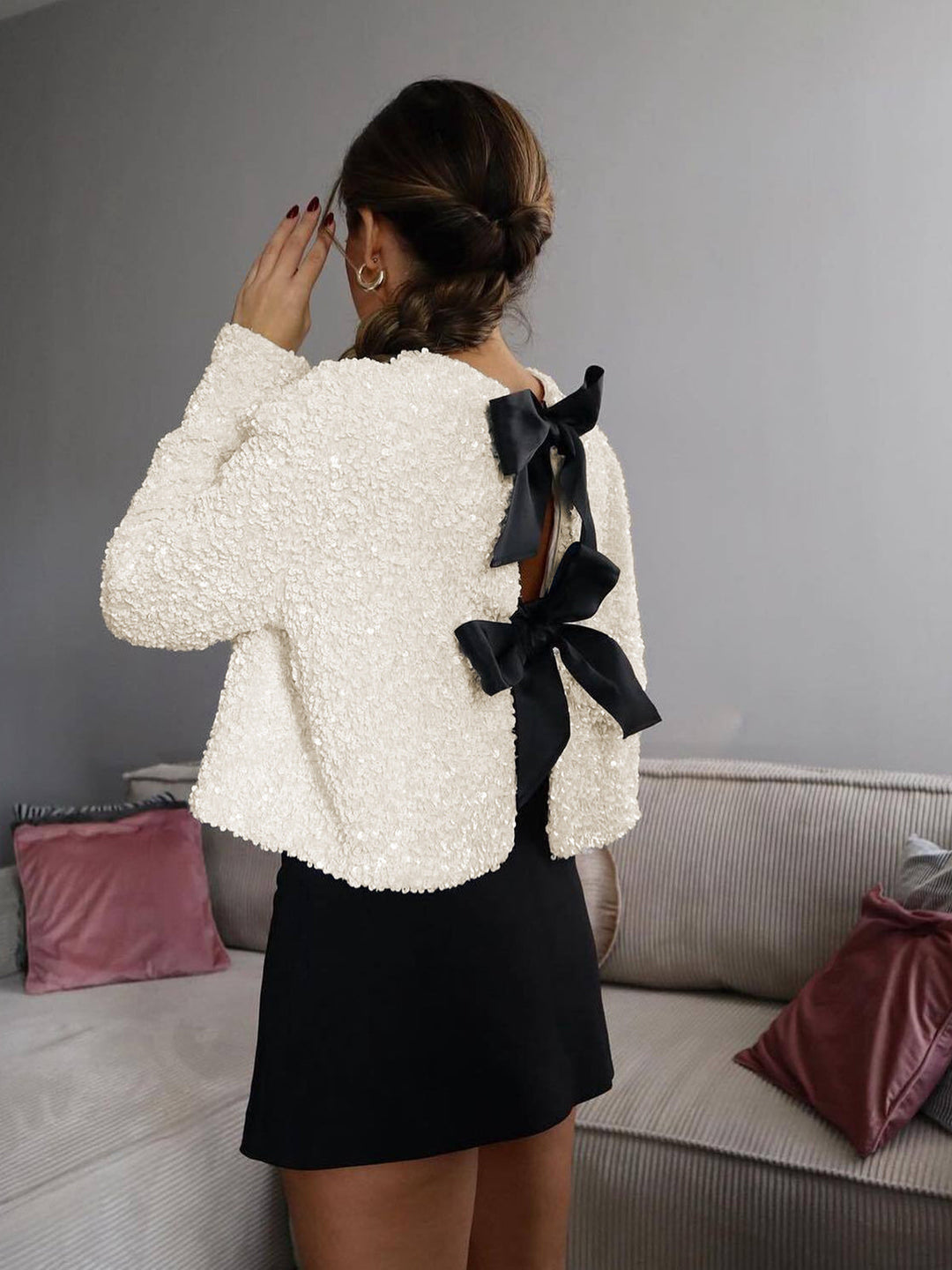 Paillettenjacke mit Samtschleifen