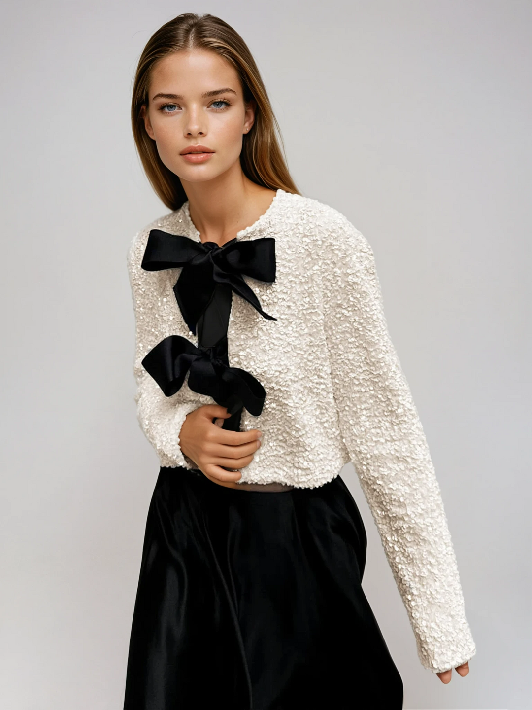 Paillettenjacke mit Samtschleifen