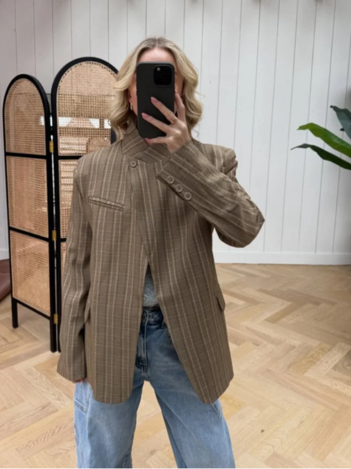Gestreifter Blazer mit lockerem Schnitt