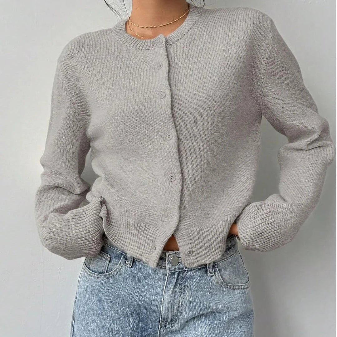 Klassische Damen-Strickjacke mit Rundhalsausschnitt