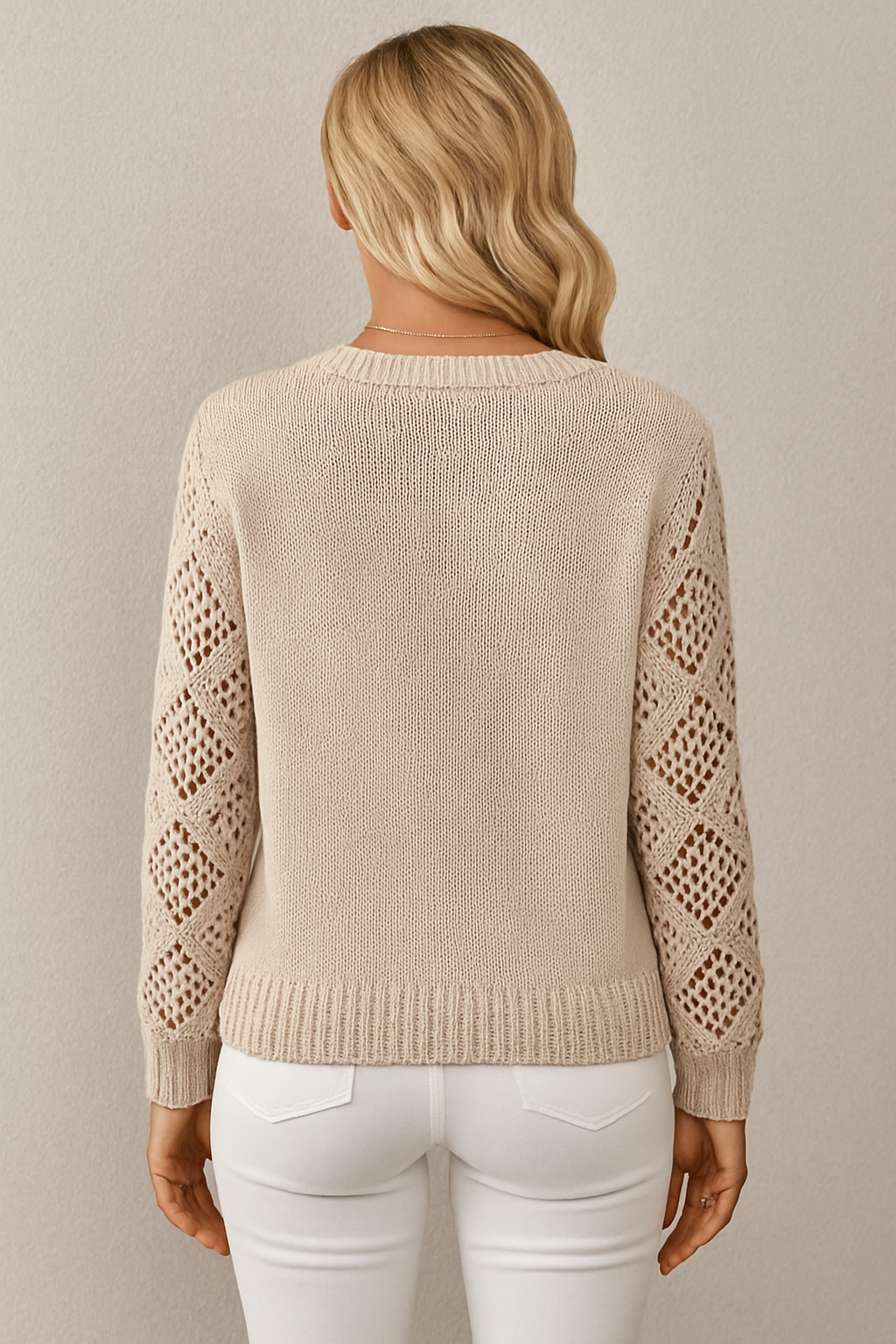 Strickpullover mit Häkelärmeln