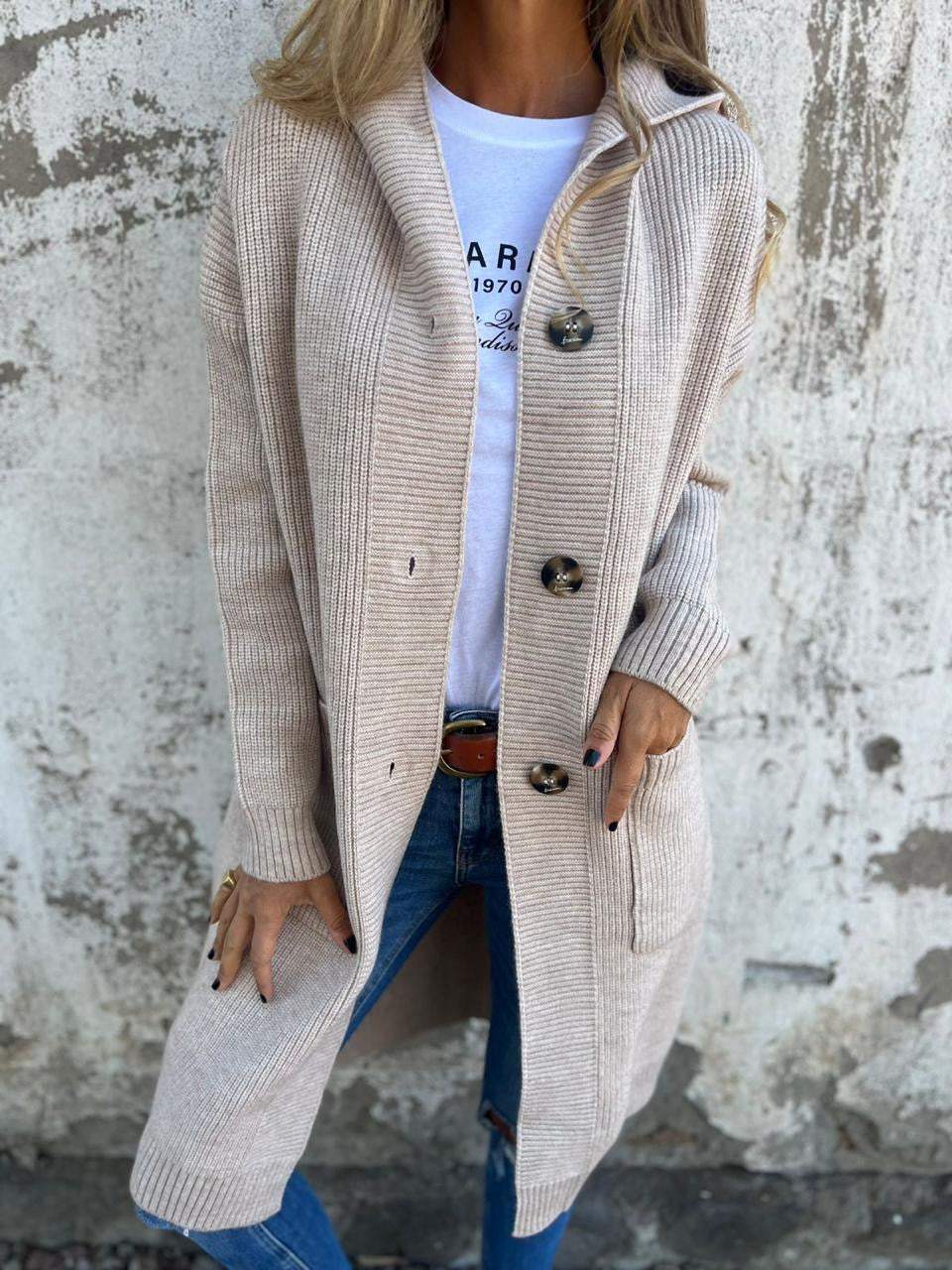 Frauen Langer Strickcardigan mit Knopfverschluss