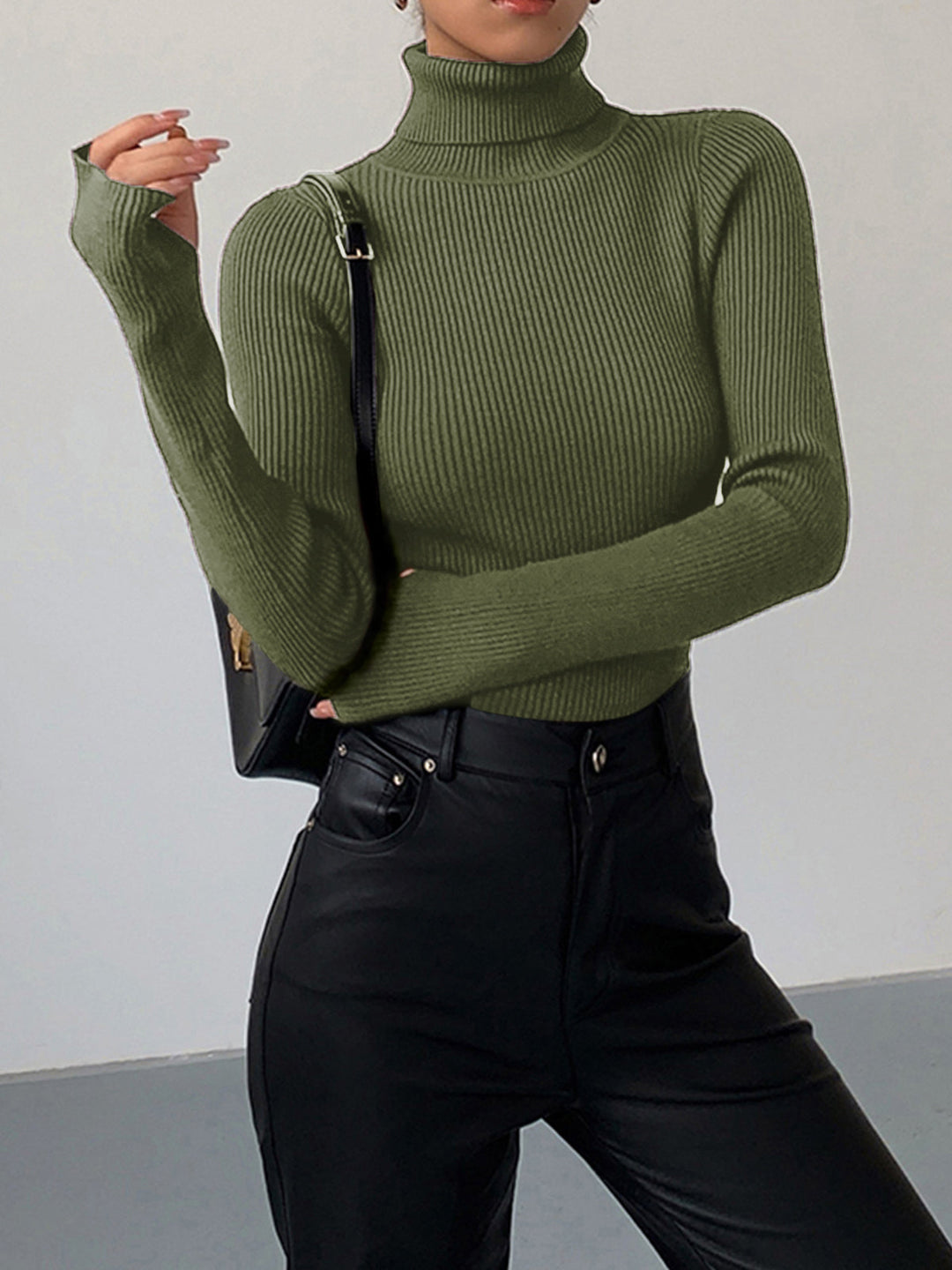 Modischer gerippter Rollkragenpullover für Damen