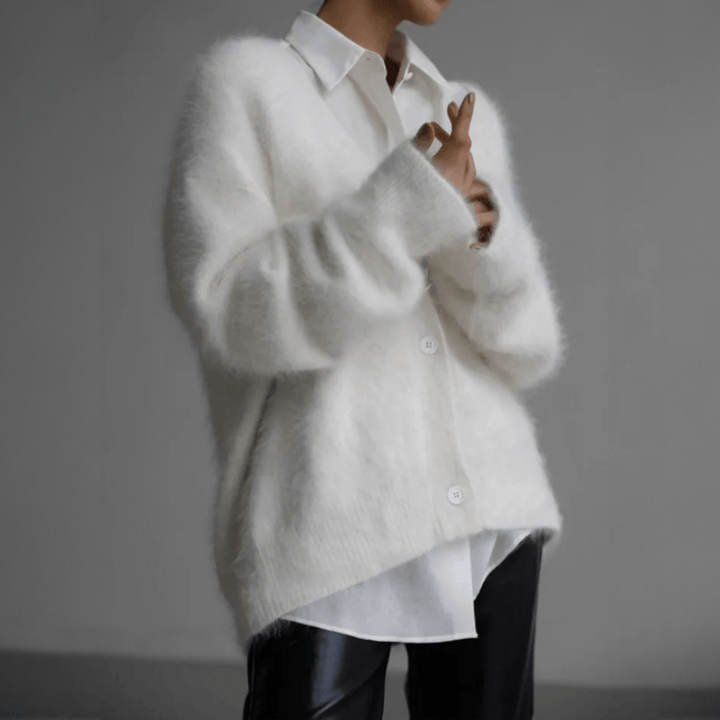 Flauschiger Damen-Cardigan mit V-Ausschnitt