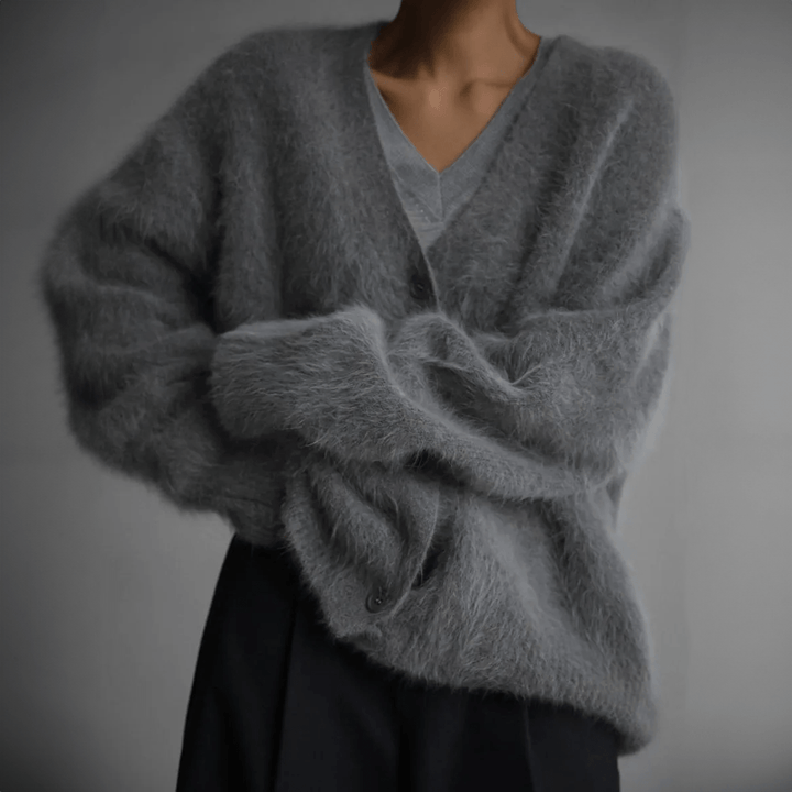 Flauschiger Damen-Cardigan mit V-Ausschnitt