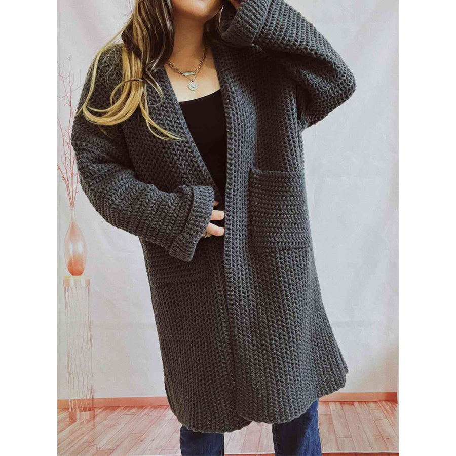 Grob gestrickte Damen-Strickjacke mit offener Front