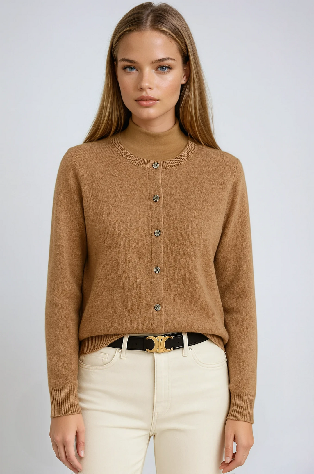 Weiche Strickjacke mit Knöpfen