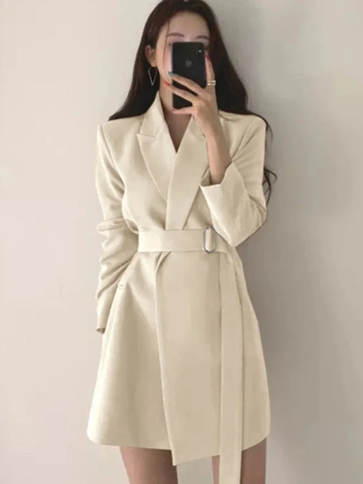 Eleganter weisser Blazer