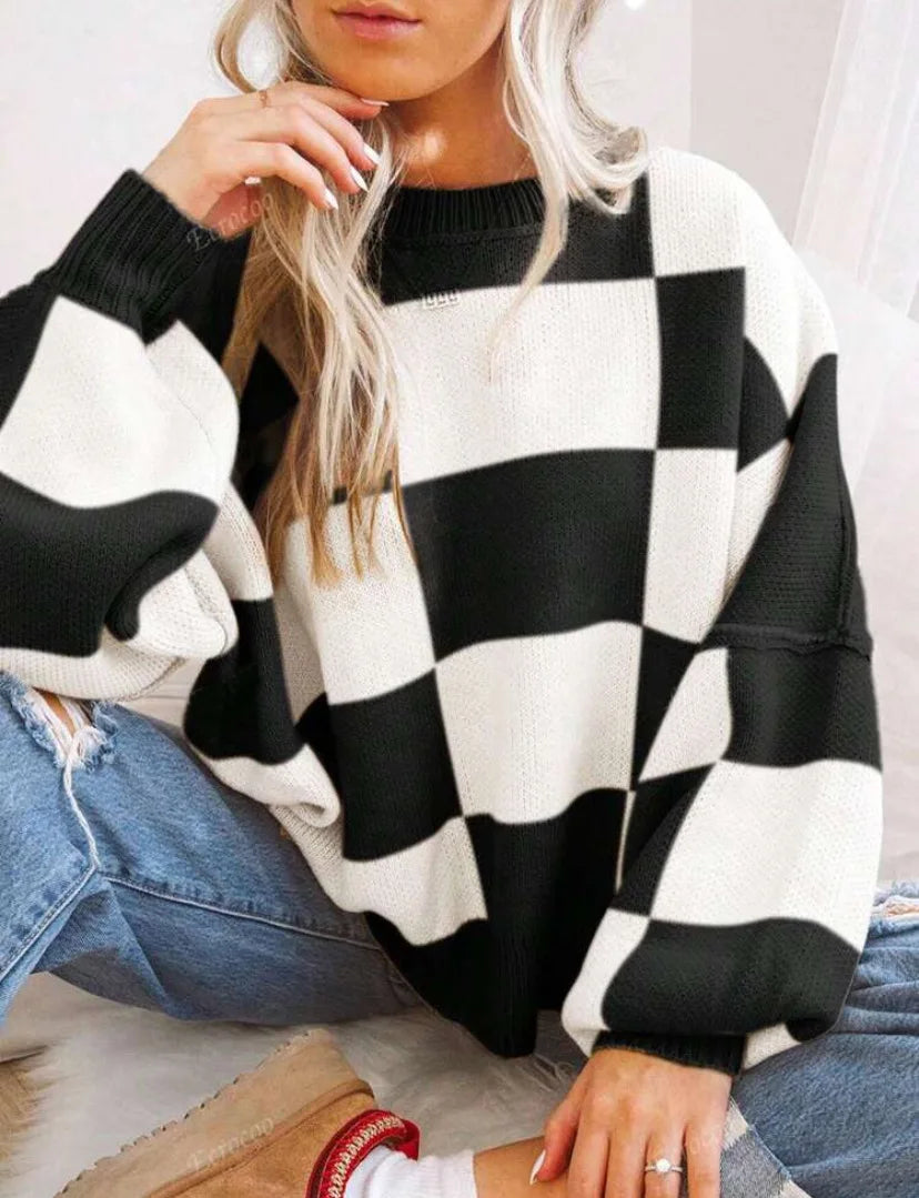 Gestreifter Damen Strickpullover im Karomuster
