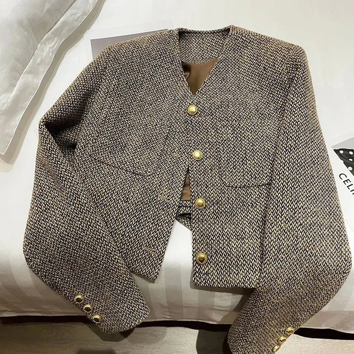 Kurzer Boxy Blazer – Tweed-Jacke mit goldenen Knöpfen