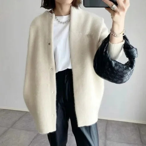Bequeme Strickjacke für Damen