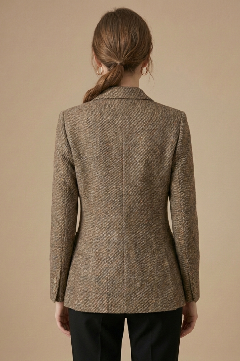 Wollblazer mit Revers und einem Knopf
