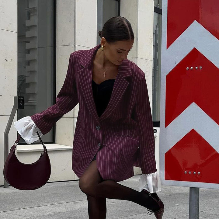 Eleganter gestreifter Blazer mit Revers