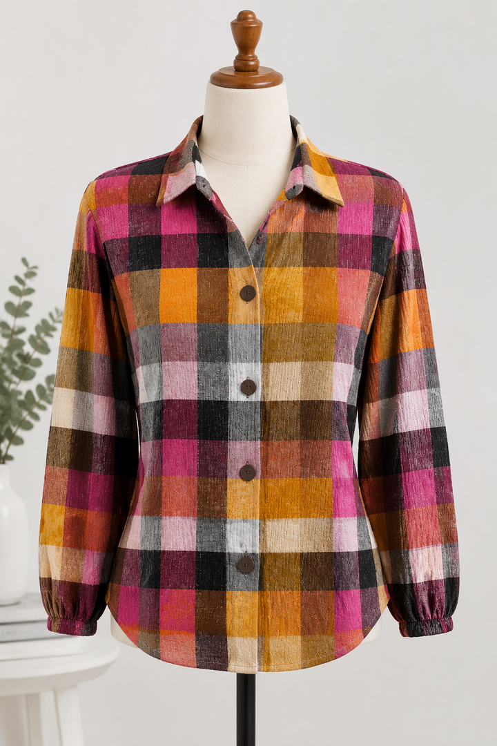 Herbstfarben Damenstrickjacke im Karo-Look